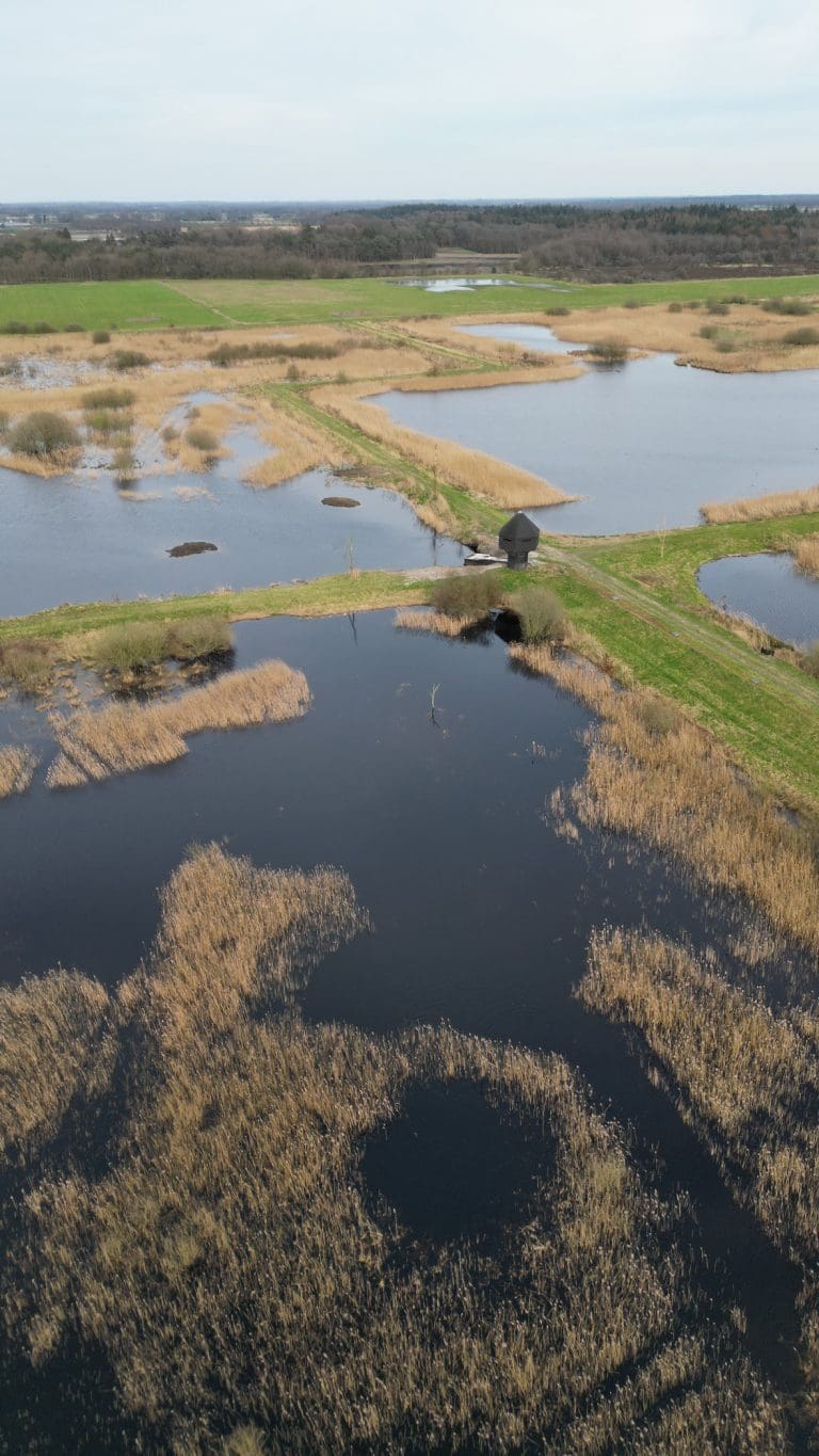 Vogelkijkhut Diependal vanuit de lucht